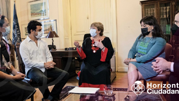 Entrevista: exPresidenta Michelle Bachelet y la redacción de una nueva constitución